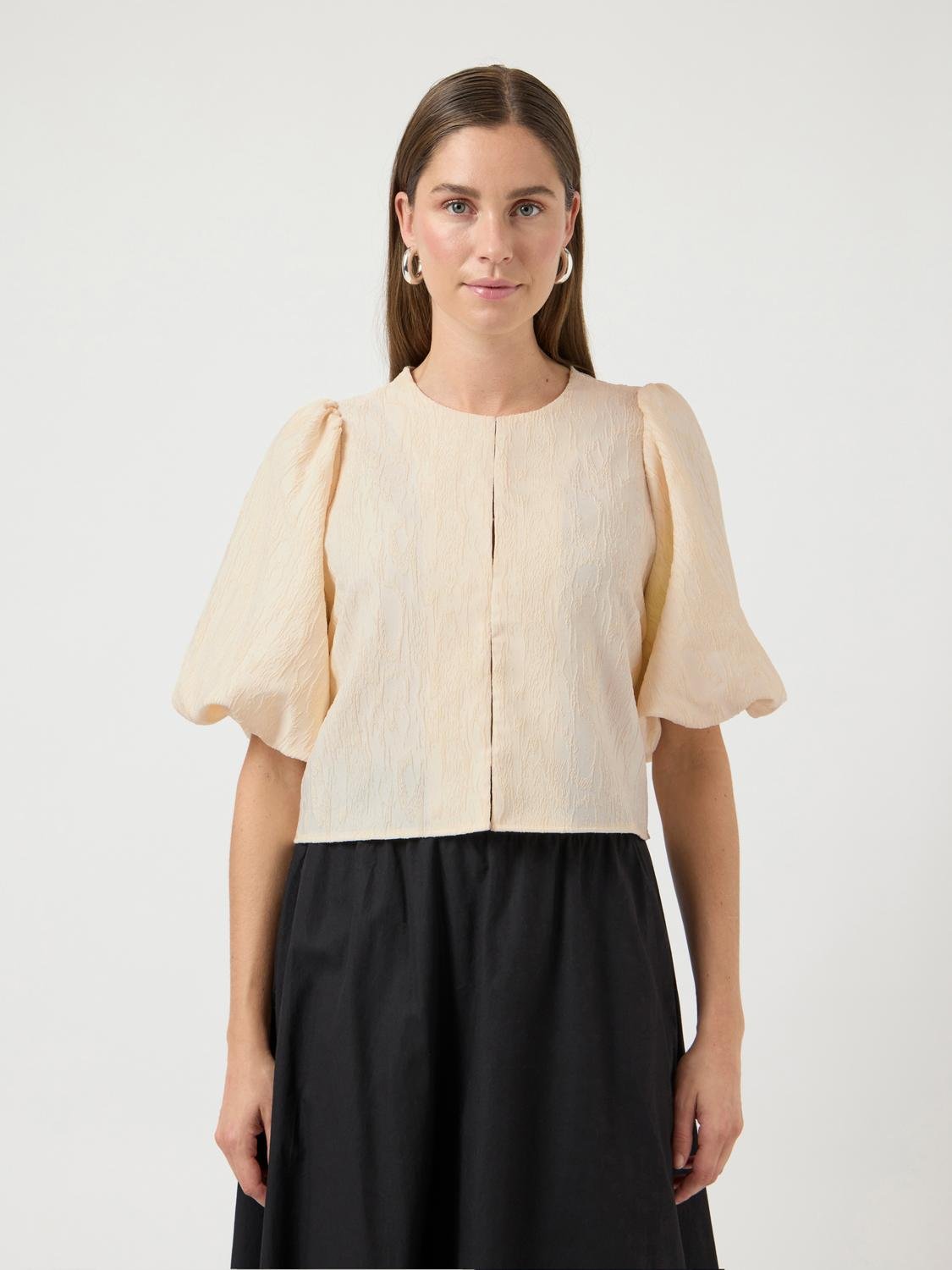 YASMINU Top - Gardenia - VERO MODA & VILA Bergvik