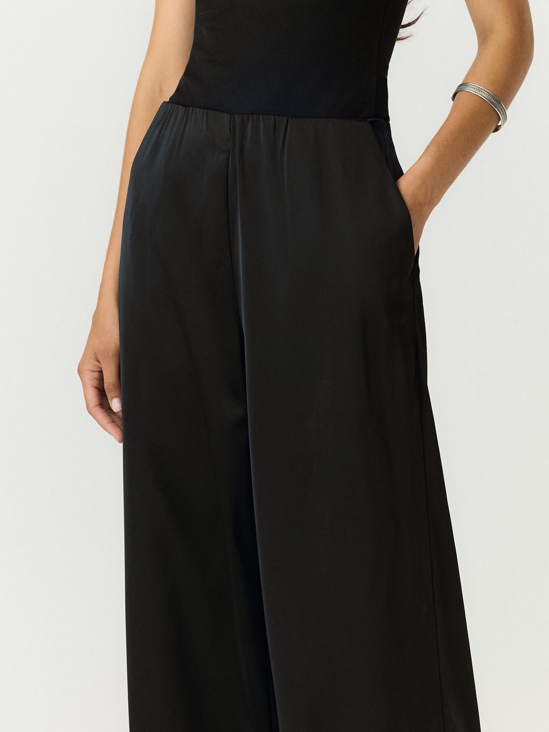 YASPELLA Trousers - Black - VERO MODA & VILA Bergvik