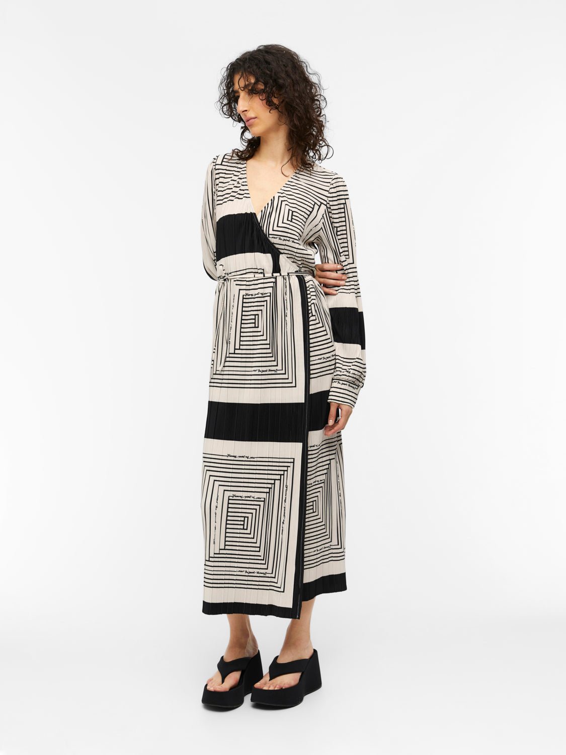 OBJTOBINA Dress - Black - VERO MODA & VILA Bergvik
