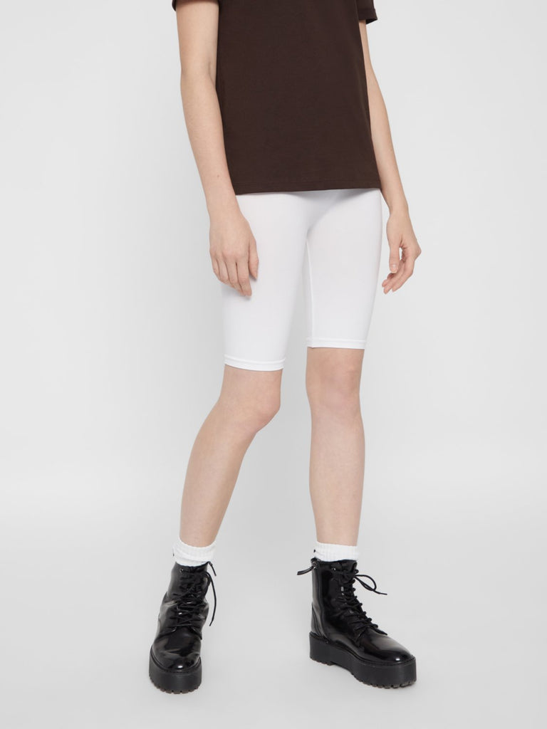 PCLONDON Shorts - bright white - VERO MODA & VILA Bergvik