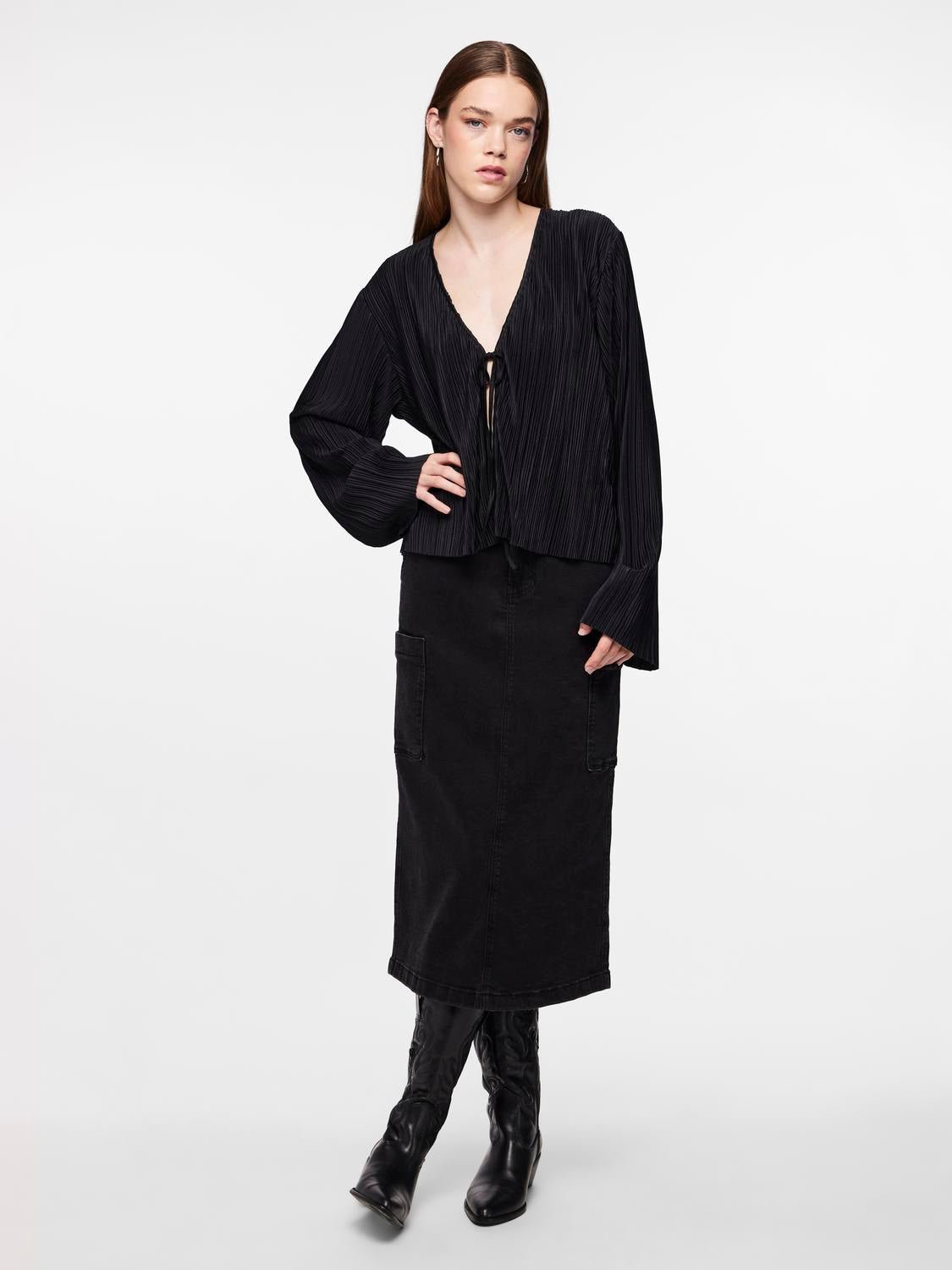 PCNOVI T-Shirts & Tops - Black - VERO MODA & VILA Bergvik