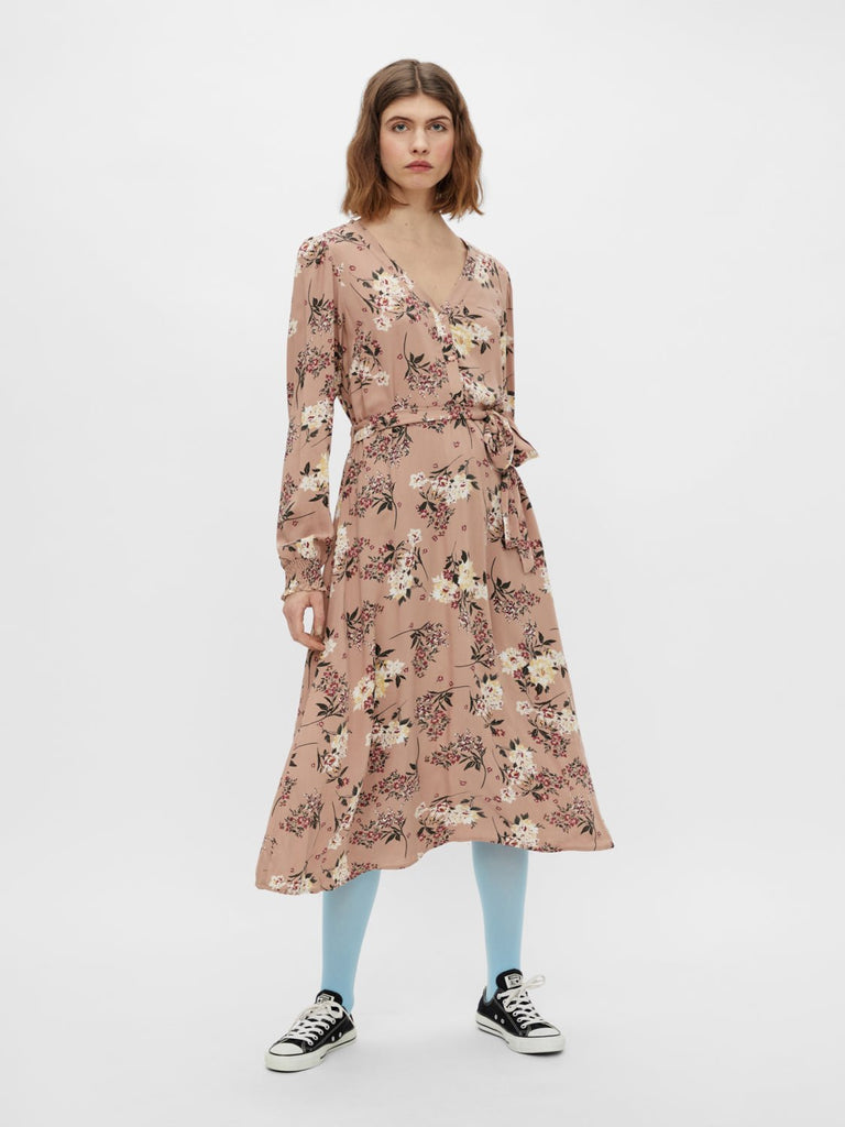 PCPAOLA Dress - warm taupe - VERO MODA & VILA Bergvik