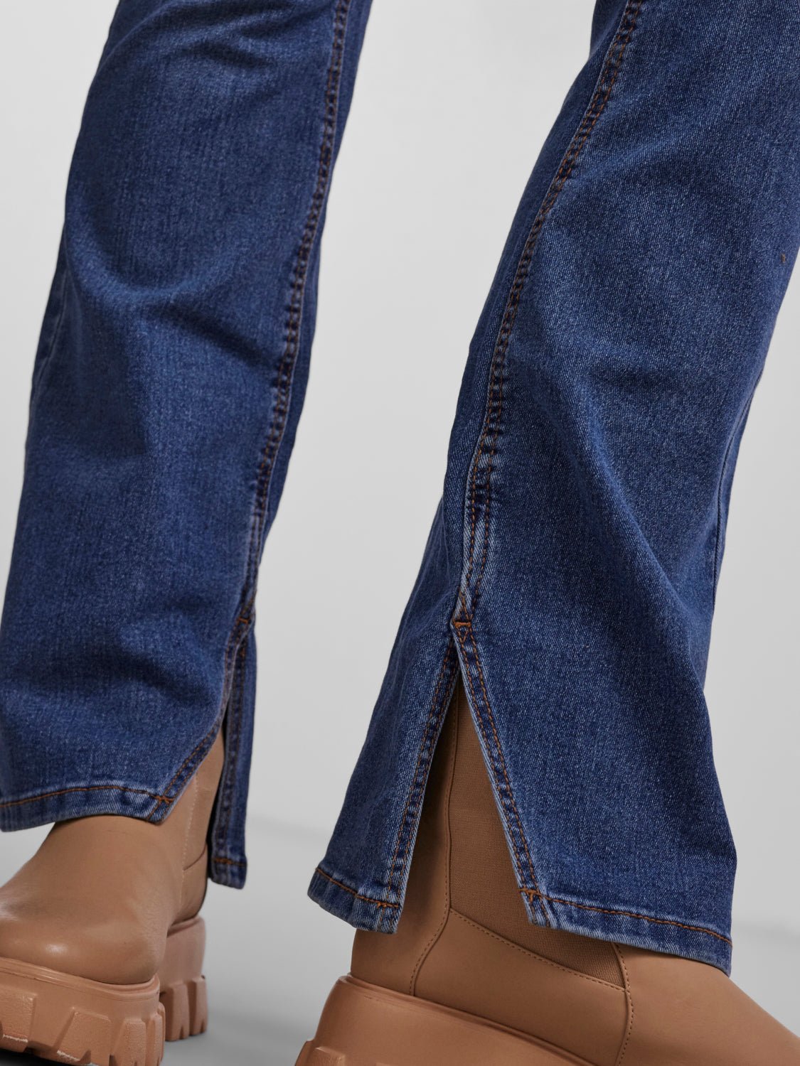 PCPEGGY Jeans - Medium Blue Denim - VERO MODA & VILA Bergvik