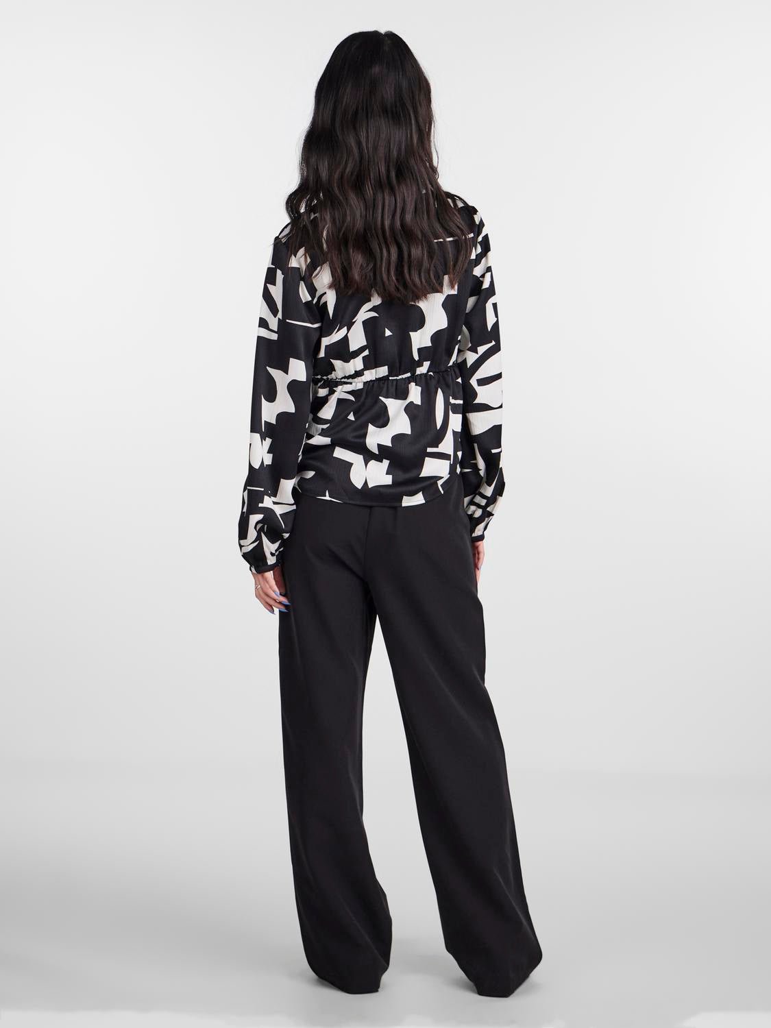 PCSADIE T-Shirts & Tops - Black - VERO MODA & VILA Bergvik