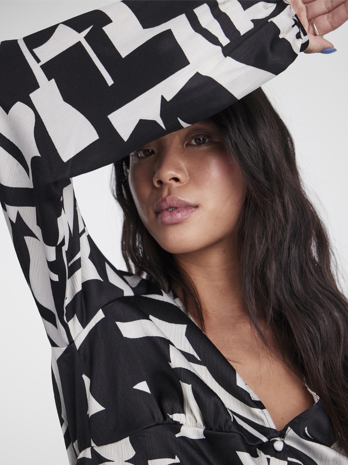 PCSADIE T-Shirts & Tops - Black - VERO MODA & VILA Bergvik