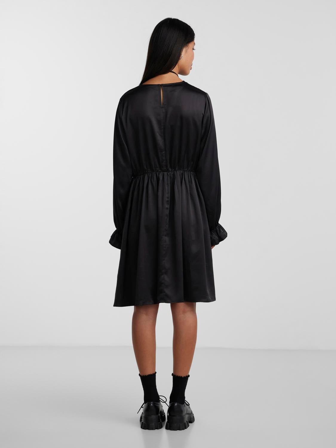 PCSLORE Dress - Black - VERO MODA & VILA Bergvik