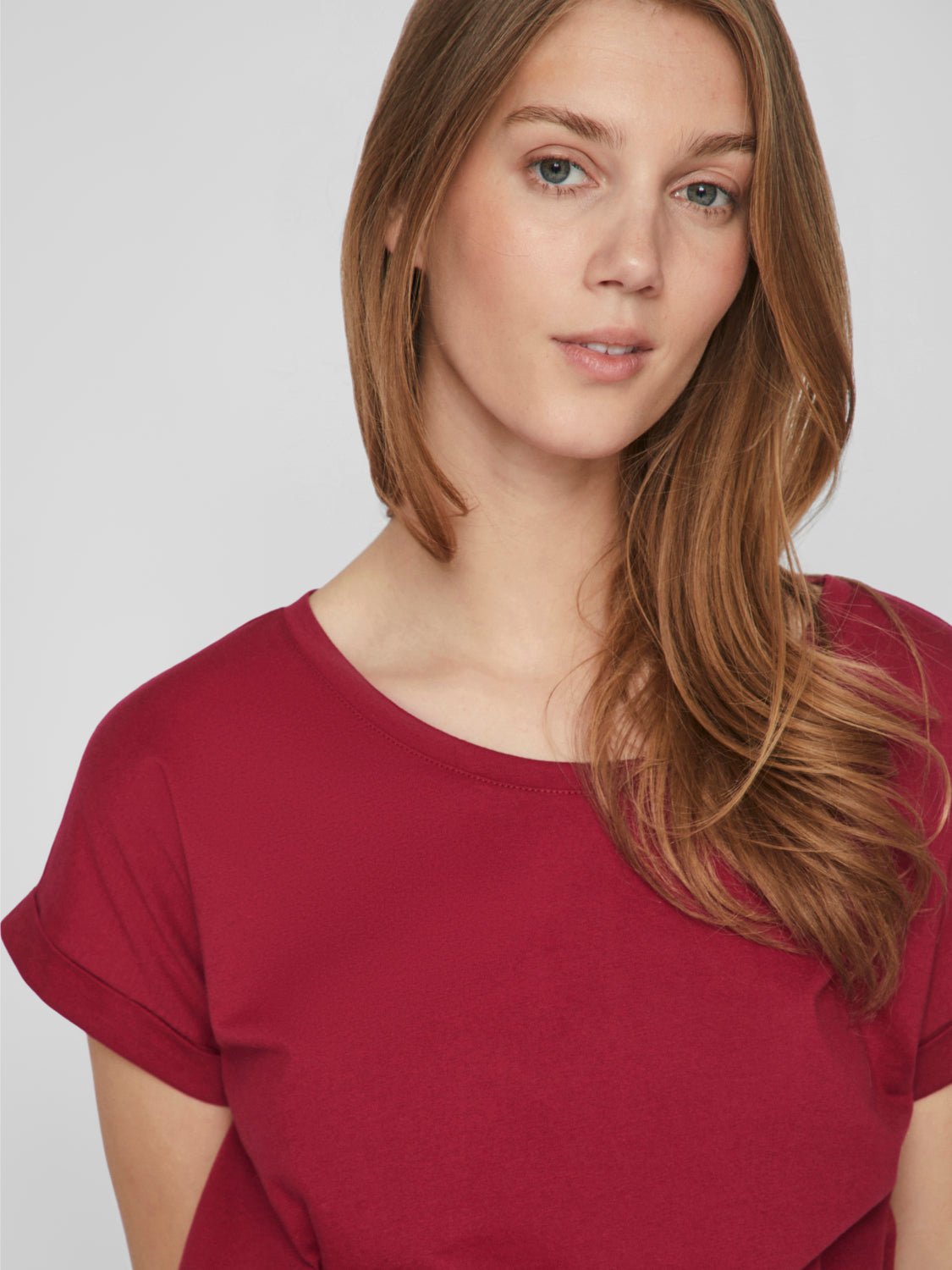 VIDREAMERS T-Shirts & Tops - Beet Red - VERO MODA & VILA Bergvik