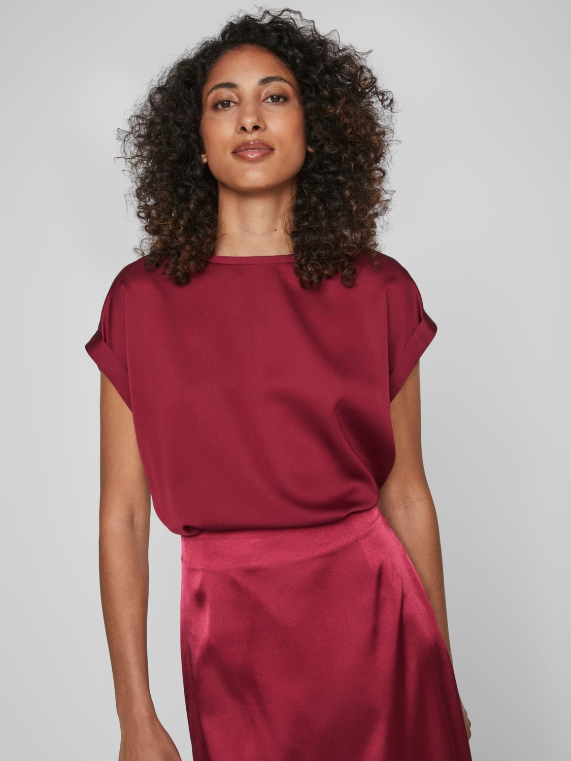 VIELLETTE T-Shirts & Tops - Beet Red - VERO MODA & VILA Bergvik