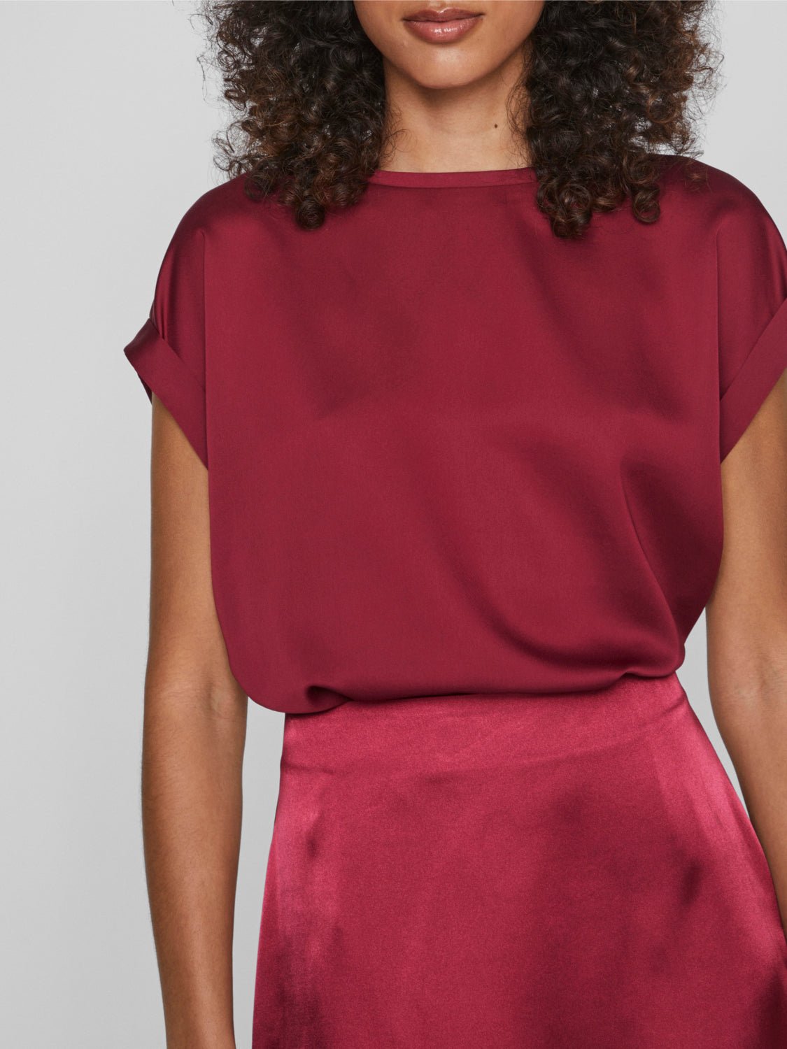 VIELLETTE T-Shirts & Tops - Beet Red - VERO MODA & VILA Bergvik