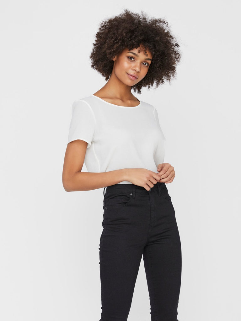 VMSASHA Tops - Snow White - VERO MODA & VILA Bergvik