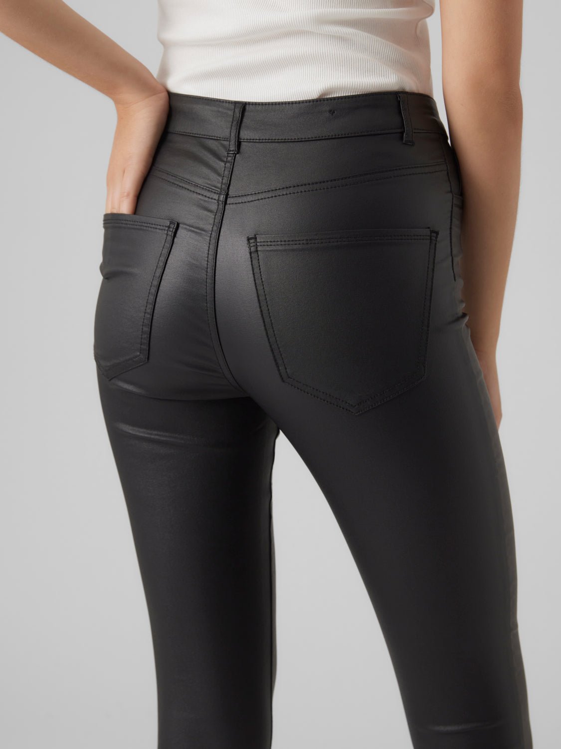 VMSOPHIA Pants - Black - VERO MODA & VILA Bergvik